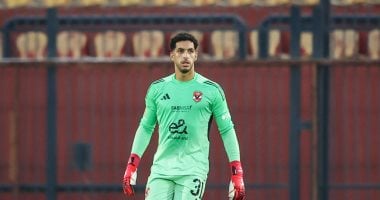 مصطفى شوبير يقدم اعتذاره لجهاز الأهلي واللاعبين إثر خطأ مباراة فاركو