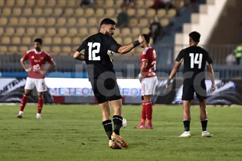 لقطات من مباراة الأهلي وبتروجت في الدوري (صور)